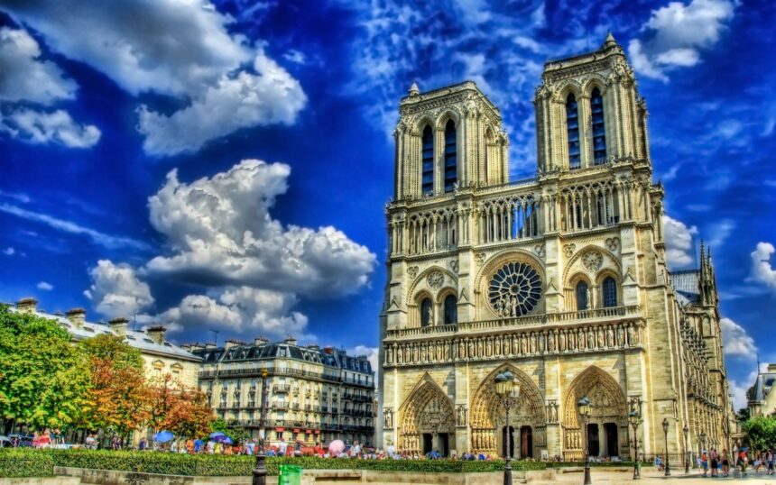 notre_dame_de_paris-