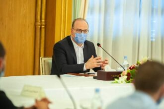 jeunes-elyes fakhfakh-