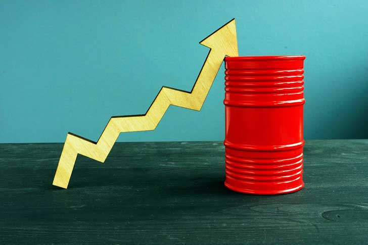 Le Brent, qui sert de référence en Europe, en Afrique et au Moyen-Orient, a atteint son niveau le plus bas depuis 2021.