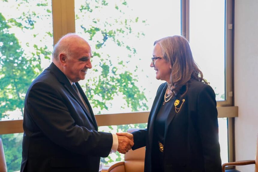 La cheffe du gouvernement a souligné l'importance de l'action commune en vue de prendre des mesures collectives et solidaires pour l'édification d'un espace méditerranéen stable et sécurisé.