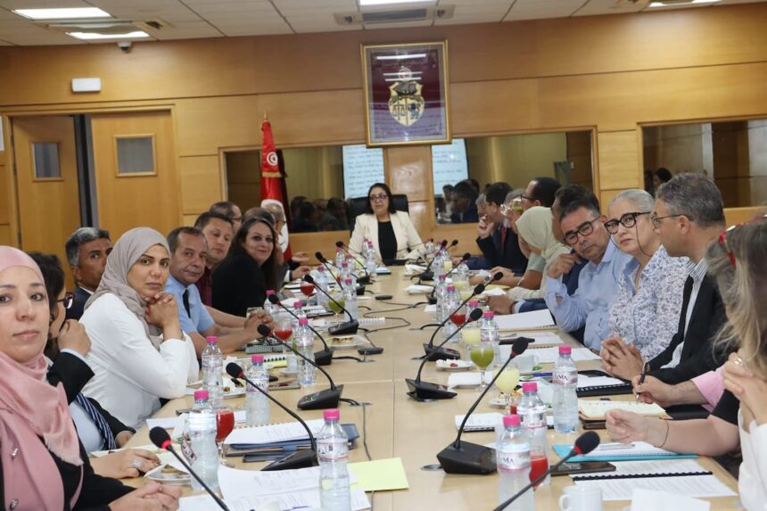 La ministre du commerce, Kalthoum Ben Rejeb a souligné que la Tunisie devait bien préparer et fixer ses besoins conformément aux priorités nationales afin d'obtenir l'appui nécessaire.