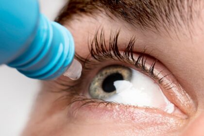 « Le nouveau département permettra un certain nombre d'interventions, à l'instar des l'implantation de lentilles, le traitement au laser et l'ablation de la cataracte, au profit des patients de la région de Kasserine et des régions avoisinantes »