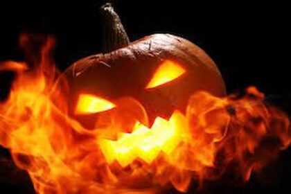 Citrouille en feu d'Halloween