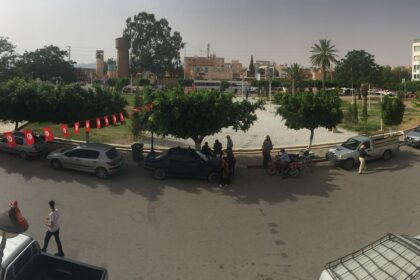 Le candidat Samir Ghilani, 37 ans, formé en génie civile, s'est engagé á régulariser la situation foncière des habitants de la région, en vue de les intégrer dans le circuit économique.