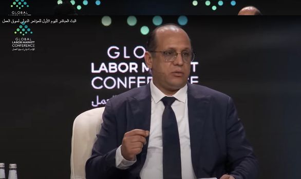 Les participants ont, à cette occasion, mis l'accent sur l'importance de la solidarité internationale, de la coopération et de l'échange d'expériences pour faire face aux mutations rapides et sans précédent imposés par les technologies modernes et aux défis géopolitiques sur le marché mondial du travail.