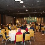 De son côté, le responsable du secrétariat technique du conseil des ministres arabes des affaires sociales Tarak Naboulsi a exprimé la disposition de la ligue des états arabes à renforcer l'action commune avec la Tunisie dans le domaines social et dans les secteurs de la formation des cadres dans ce domaine.