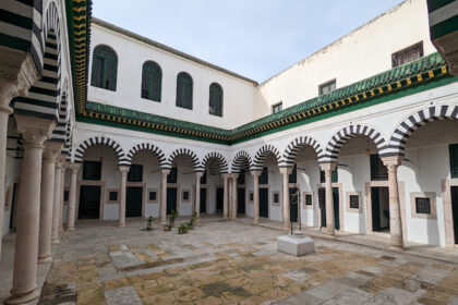 " FANaux 2, informe l'association, se veut bien plus qu'une exposition d'art, mais le début d'une tradition en devenir, un rendez-vous annuel où les âmes créatives se réunissent pour célébrer l'art dans toute sa diversité, et de tisser des liens sacrés en ce mois Saint.