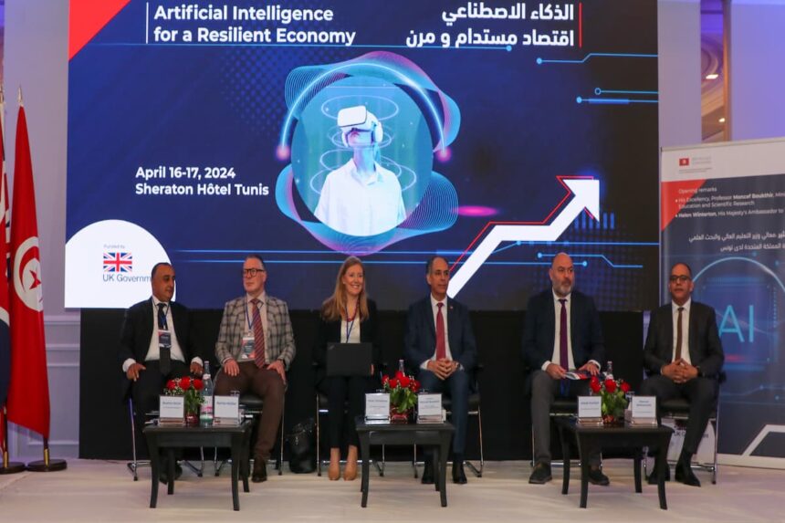 Dans ce contexte, il a renouvelé l'appel de la Tunisie à la communauté internationale pour signer un document d'entente qui engage tous les pays signataires à garantir une utilisation sécurisée et bénéfique de l'intelligence artificielle sans que les machines ne prennent le dessus sur les humains.