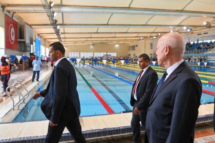 La piscine olympique de Radès abrite, du 8 au 12 mai courant, la septième édition de l'Open de Tunis Masters de natation avec la participation de 20 pays.