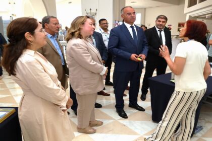 Maddouri a indiqué qu'un nombre d'entreprises interviennent en matière de promotion de la santé et de sécurité au travail dont notamment l'institut national de santé et de sécurité au travail et l'inspection du travail.