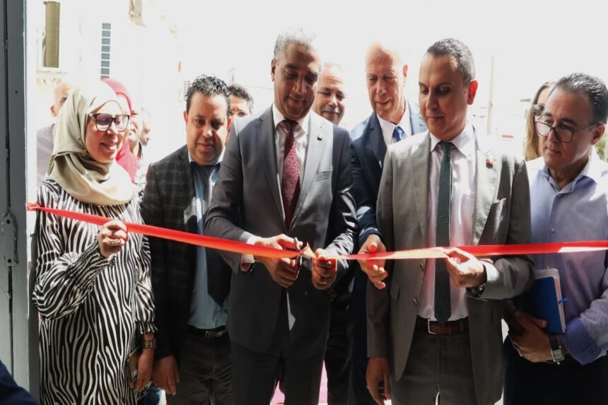 Le ministre de la jeunesse et des sports Kamel Déguiche s'est enquis des composantes de cette prestigieuse institution de jeunesse, qui fête cette année son 50e anniversaire, où les travaux de rénovation ont touché tous les espaces et d'importantes améliorations en termes d'équipements ont été effectuées.