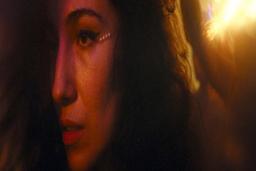 Sorti en Tunisie le 22 janvier 2025, Aïcha (123 min) est une coproduction entre la Tunisie (Cinétéléfilms), la France, l’Italie, l’Arabie Saoudite et le Qatar.