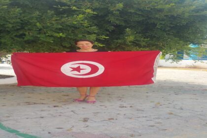 Dans une déclaration aux médias, El hafi a affirmé avoir déposé un dossier complet et réussi à recueillir 10 mille parrainages  dans différentes circonscriptions électorales.