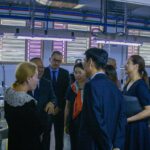 Le secteur du Textile et de l’Habillement est considéré comme l’un des piliers de l’économie nationale. En effet, la Tunisie accueille, actuellement, plus de 1530 entreprises dont 1200 sont partiellement ou totalement destinées à l’export et avec une capacité d’employabilité de plus de 158 000 postes d’emploi, selon l'agence.