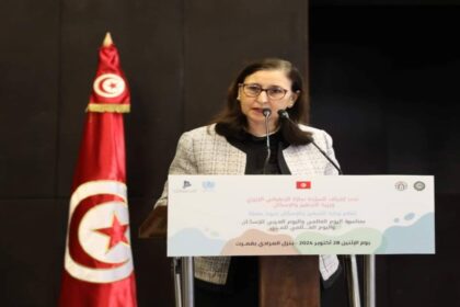 Lors d'une journée d'études, organisée, lundi 28 octobre, à Tunis, à l'occasion de la journée mondiale et de la journée arabe de l'habitat et de la journée mondiale des villes, Zenzeri a ajouté que des réformes seront en outre engagées dans le domaine du logement et de la reconstruction, en plus de la lutte contre les constructions anarchiques, dans le but d’améliorer le paysage urbain dans le pays.