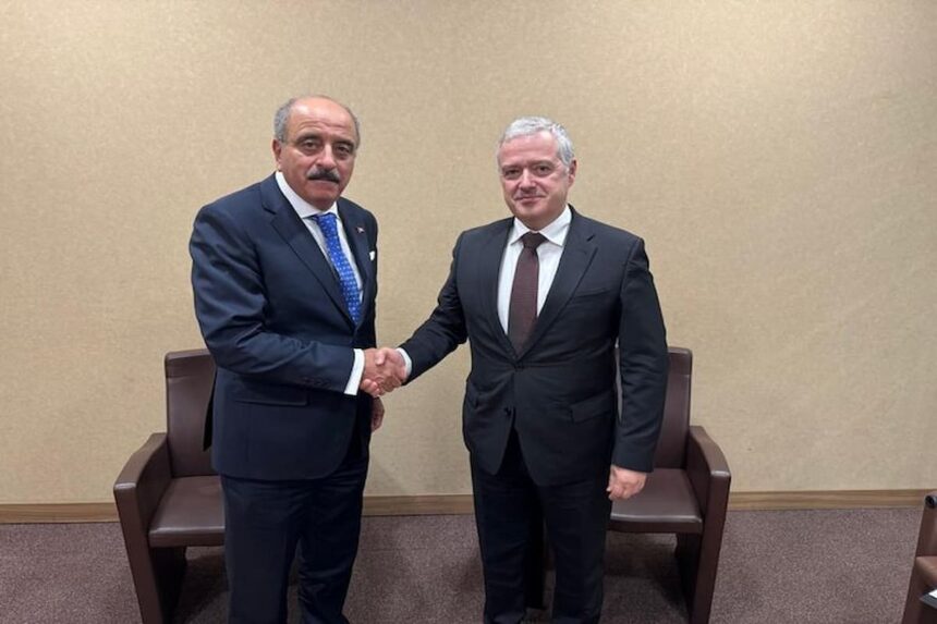 Le ministre des Affaires étrangères a, à cette occasion, salué l'initiative bulgare portant création, dans le gouvernorat de Gafsa, de deux projets dans les domaines de santé et de l'enfance.