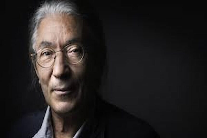 L'écrivain franco- algérien avait été arrêté le 16 novembre à son arrivée à Alger par des officiers de la sécurité intérieure. Il a été, ensuite placé sous mandat de dépôt le 21 novembre. Il avait en effet déclaré, lors d'une interview accordée au média français Frontières, que le territoire du Maroc avait été tronqué sous la colonisation française, au profit de l'Algérie.