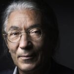 Boualem Sansal a été poursuivi pour des accusations telles que l'atteinte à l'unité nationale, l'outrage à l'armée, la mise en péril de l'économie nationale et la possession de vidéos et de publications jugées menaçant la sécurité et la stabilité du pays.