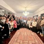 L'association contribue avec l'Ambassade, a-t-il dit, à des activités visant à promouvoir le patrimoine culturel tunisien et soutenant les efforts déployés en vue de développer l'investissement tunisien et la destination touristique.