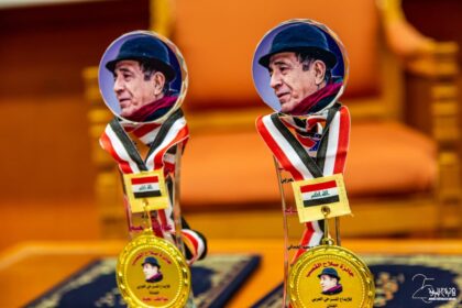 Créé en 2008, le prix Salah Al Qasab a récompensé plusieurs hommes et femmes de théâtre arabes et Tunisiens dont notamment la comédienne Mouna Noureddine, Hatem Derbal, Abdelhalim Messaoudi et Mohamed Ouni.