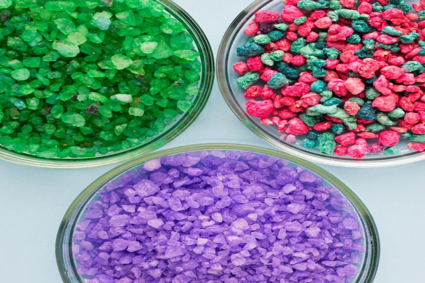 "Les quantités d'ammonitrate disponibles actuellement dans la région s'élèvent à 22 mille quintaux, dont 4 mille quintaux déjà distribués aux agriculteurs, tandis que les besoins sont estimés à 150 mille quintaux", a-t-il fait remarquer.