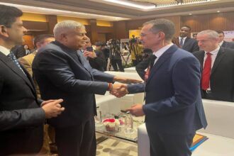 Ben Cheikh a considéré, lors de l’ouverture de la 21ème plénière du congrès de l’organisation AARDO, tenu à New Delhia en Inde , dont les travaux se poursuivent du 21 au 24 février 2025, que la coopération entre les pays membres de l’Organisation demeure une nécessité pour échanger les expériences et les expertises réussies.