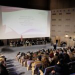 Ce nouveau rendez-vous marqué par la présence de divers intervenants notamment des artistes plasticiens, galeristes et membres de la société civile a permis d'examiner l'état des lieux dans le secteur des arts plastiques.