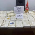 Les services douaniers de Sfax ont saisi en coordination avec les services de Skhira et de Regueb 42929 grammes de cocaïne d’une valeur estimée à plus de 12,8 millions de dinars.
