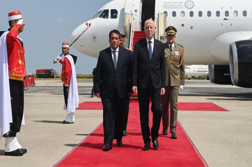 Kaïs Saïed et Mohamed Younis Al-Manfi à Tunis-Carthage