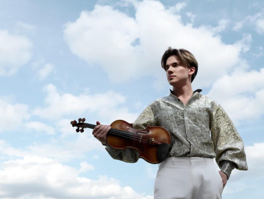 Yury Revich by Elodie Carrel