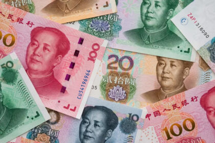 Le yuan à l'assaut du dollar