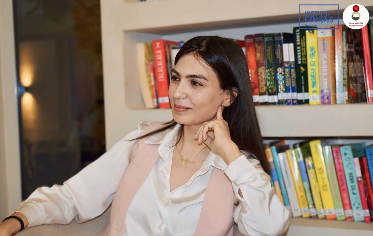 Zahra El Khadi, ou l’art d’exposer la blessure sans jamais la refermer